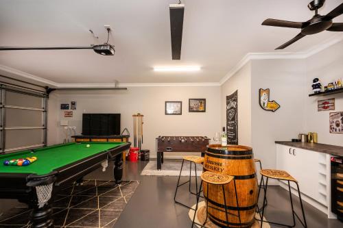 Central Mudgee House | Devan House - An Entertainers' Retreat Close to Town