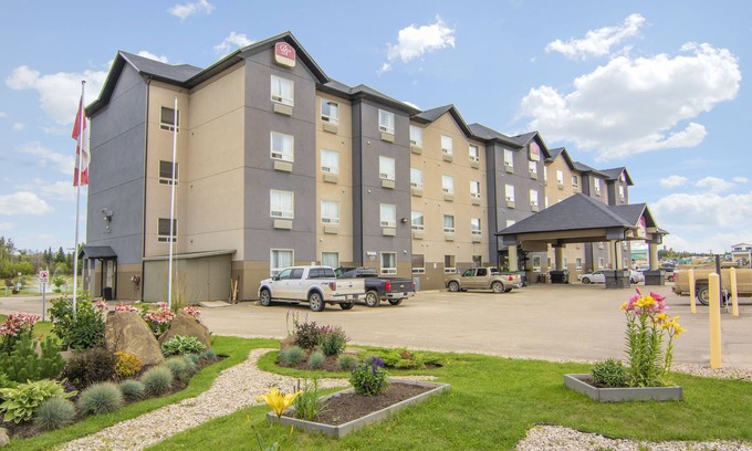 Fox Creek Hotel | Devonian Hotel & Suites