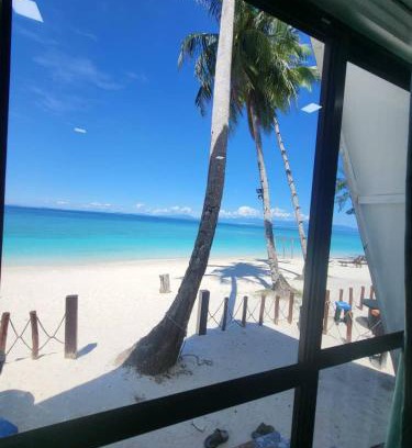 Pulau Lang Tengah Resort | DEWATI ROOMSTAY B&B