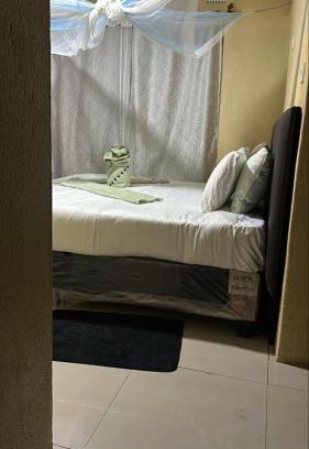 Mfuwe Cabin | Dewclaw Baobob Safari Lodge