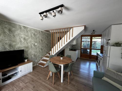 Alsóörs Apartment | Diána Apartman