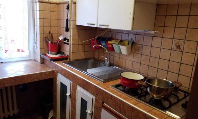 Crescenzago House | DI TUTTO E DI PIù
