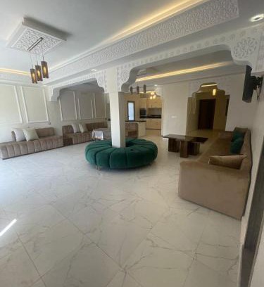 Issen Villa | Diafat nirmine