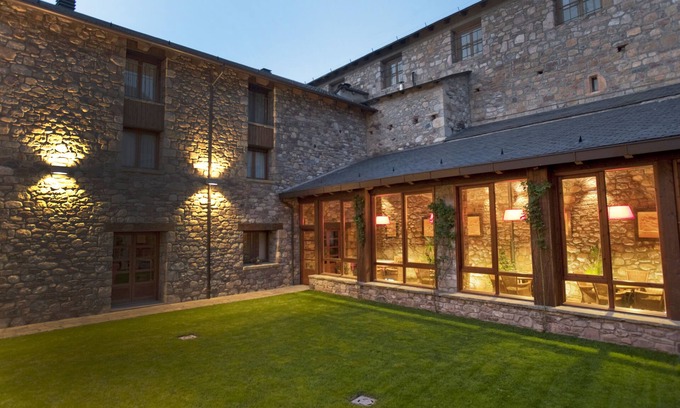 Castejon de Sos Hotel | Diamo