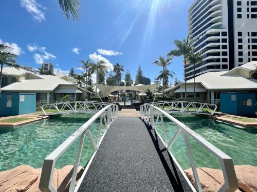 Mermaid Beach Apartment | Diamond Beach 98
