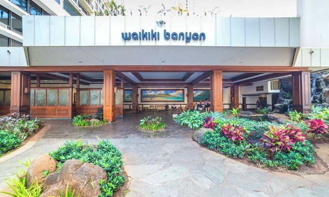Waikiki Condo | Diamond Head & Oceanview Retreat – Two Condos in Waikiki Banyan