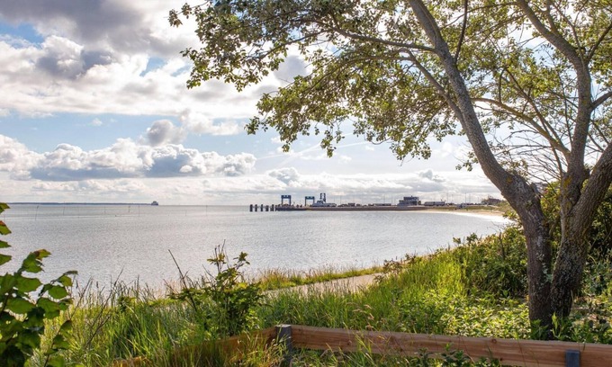 Wittduen Apartment | Die Wohnung Martha Wurde 2020 Komplett Renoviert und neu Eingerichtet . Sie Haben Einen Wunderschönen Blick in den Gepflegten Garten und auf das Wattenmeer