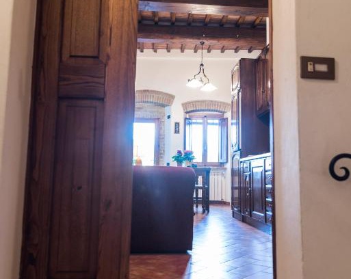 Colle di Val d'Elsa Apartment | Dietro Le Mura