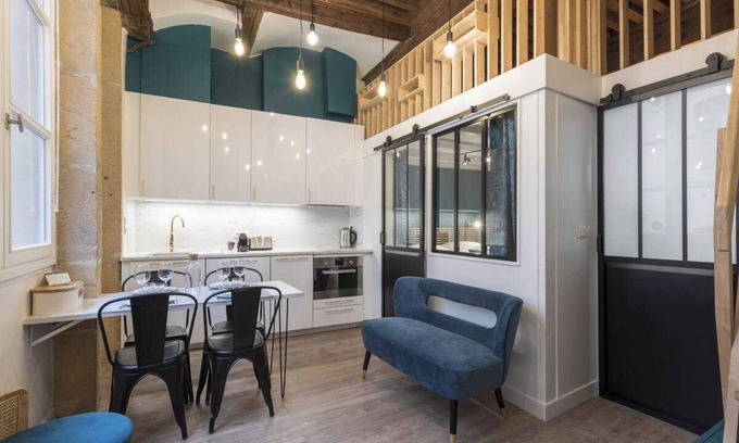 Les Cordeliers Apartment | Dify Quatre Chapeaux - City Center
