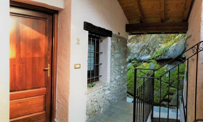 Bard Apartment | Dimora Gilles at the foot of the Bard Fortress in the Aosta Valley