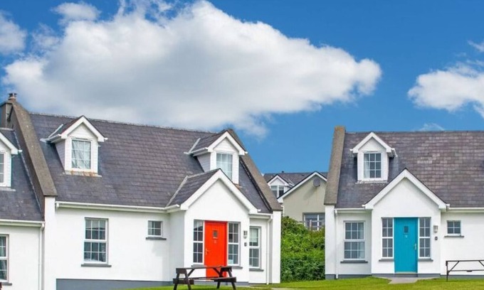 Dingle House | Dingle HC(TR4) No 1