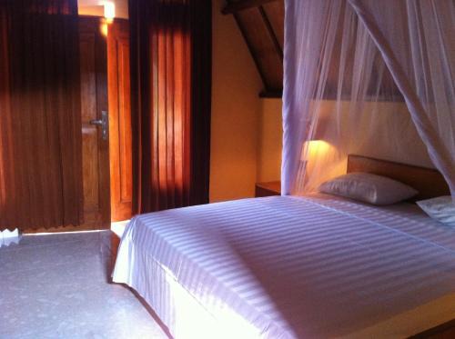 Gili Meno House | Dinoyin Bungalows