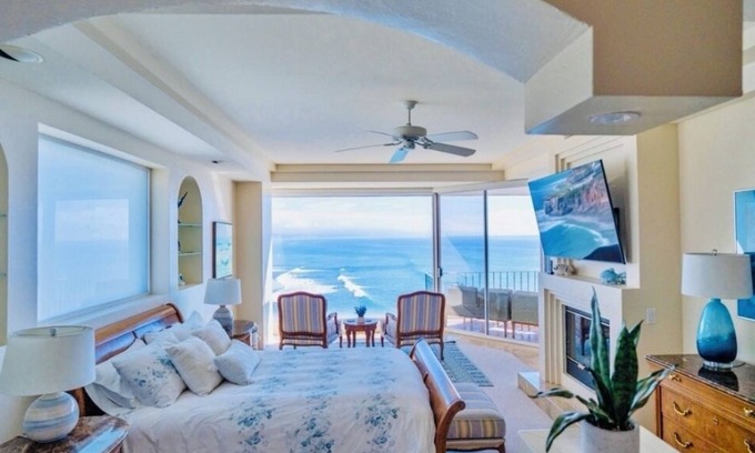 La Fonda Condo | DIRECT OCEAN FRONT TWIN CONDOS! 4,160ft/Entire 7TH Floor! PRIVATE Beach K38 Surf