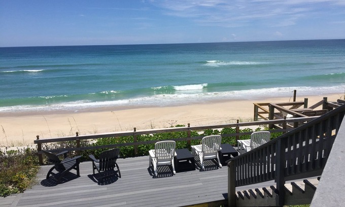 Melbourne Beach House | Direct Oceanfront relaxing escape- Single Fin