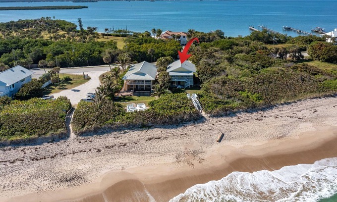 North Beach House | Direct Oceanfront Beach house on island