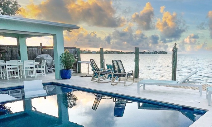 Little Venice House | Direct Oceanfront - Labor Day Week Discounted!