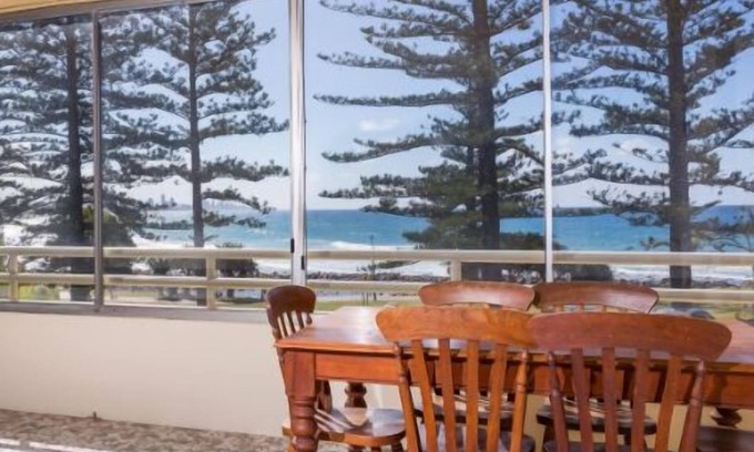 Burleigh Heads Apartment | Directly across the road from Burleigh Beach.