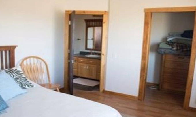 Cane Beds Cottage | *DISCOUNT* RUSTIC LITTLE HOUSE