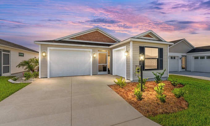Sumter County Villa | DISCOUNTED 2-bed Patio Villa in Waters Edge, near Eastport. Avail. Nov, Dec, Jan