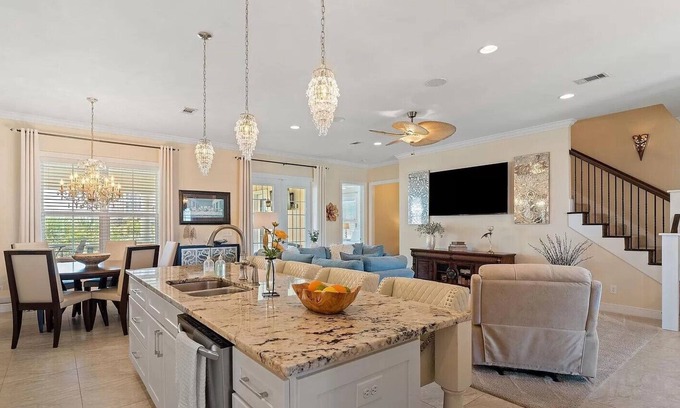 Pensacola Beach House | Discounted Rates and great dates available!