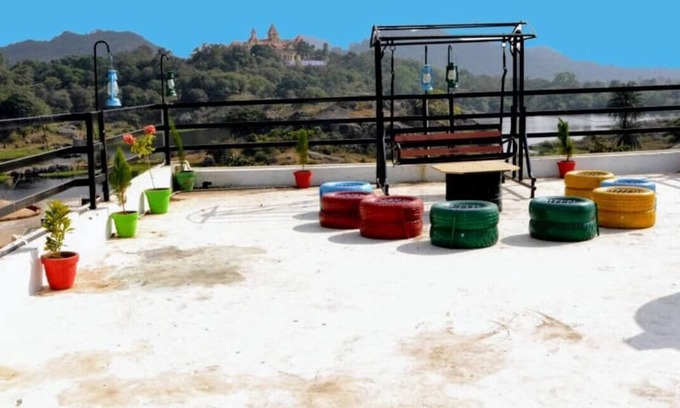 Mount Abu Villa | Discover Hillside Paradise : Book your Villa Getaway today!