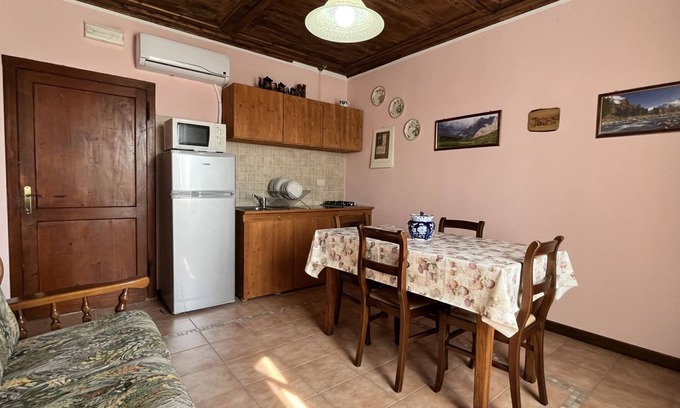Ospedaletto di Pescantina Apartment | Discover the magic of the Euganeah Hills, bike lovers, close to relaxing thermal area.
