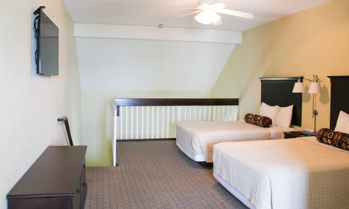 Kelleys Island House | Discover the Serene Iroquois Suites with Stunning Island Views 217