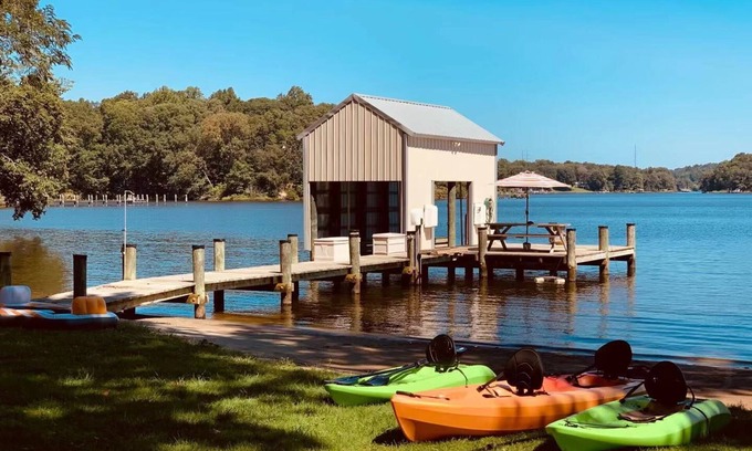 St. Leonard House | Discover tranquility near Calvert Cliffs