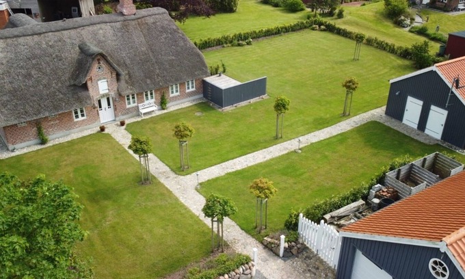 Aventoft House | "Discover Tranquility at Haus Frieda: Your Perfect Family Retreat!"