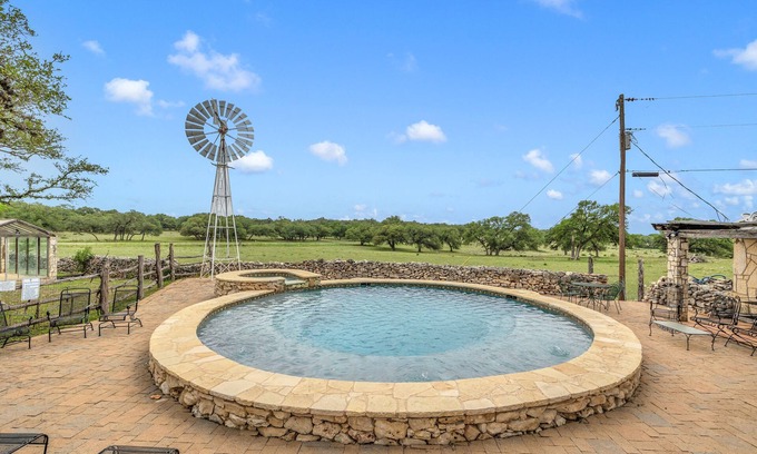 Boerne House | Discover Your Texas Hill Country Escape at Poco Loco Ranch!