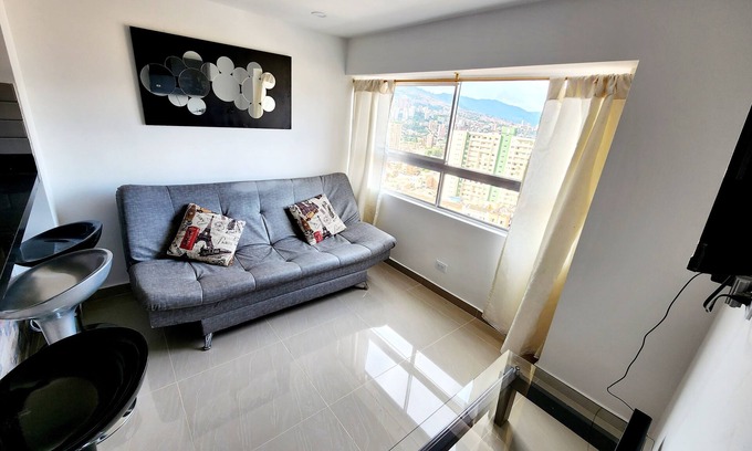 Robledo Apartment | Disfruta Medellín: Comodo Apartamento Completo con Parqueadero Privado