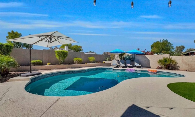 Chandler House | Dive In Desert - 3Bd - Pool Oasis