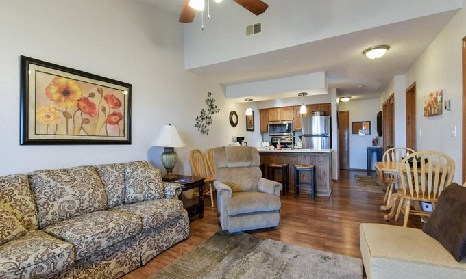 Notch Estates Condo | Divine 9 Condo -Fishing Lake & Hiking Trails!
