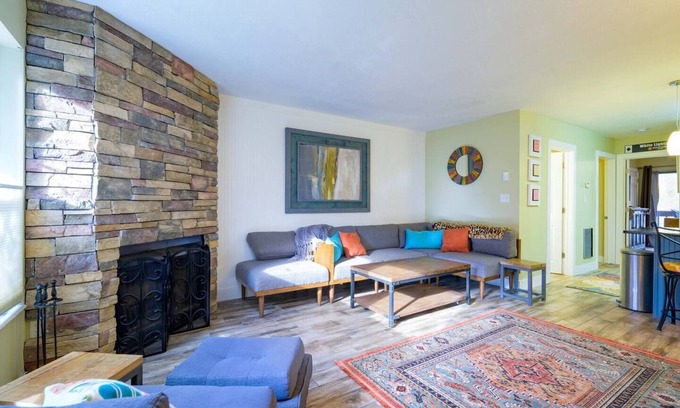 Eden Condo | Divine Mountain Retreat (W403) Resort Area