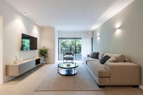 Old North Apartment | Dizengoff Deluxe Retreat