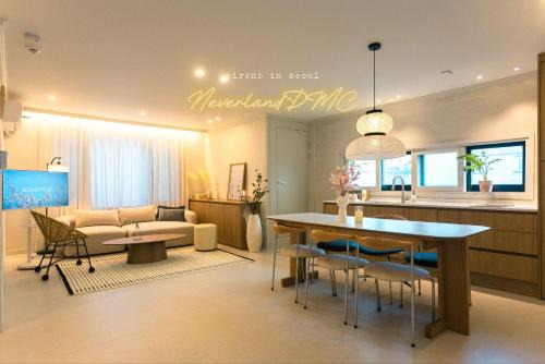 Sangam-dong House | Dmc역 프리미엄8인 3룸2샤워실엘리베이터5층