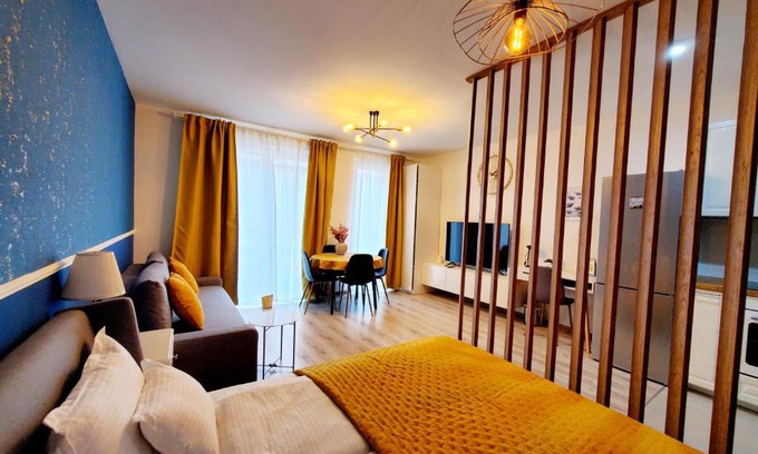 Belso-Ferencvaros Apartment | DN Blue Apartment