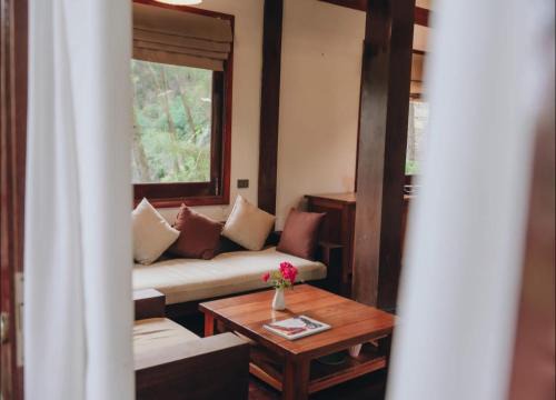 Mang Yang Cabin | Do Luong Legend Camping & Resort