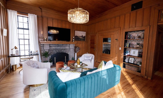 Southside Condo | Doc's Place | Historic Jewel In Downtown Flagstaff | Sophisticated Elegance