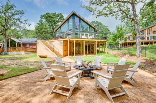 Cedar Creek Reservoir House | Dock and Fire Pit Lakefront Home in Malakoff!