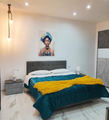 Pozzuoli Apartment | Dodi's house