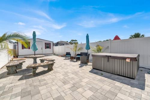 Bel Air House | Dog friendly 2 BR townhome with hot tub and walking distance to beach