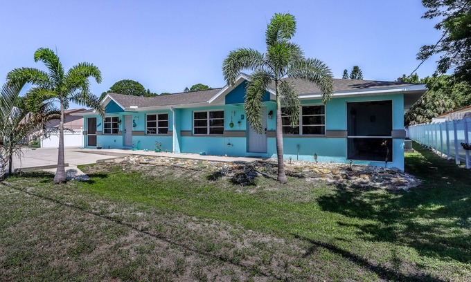 Grove City Apartment | Dog-friendly home with WiFi, AC, W/D, pool, grill, & ping-pong - near beach