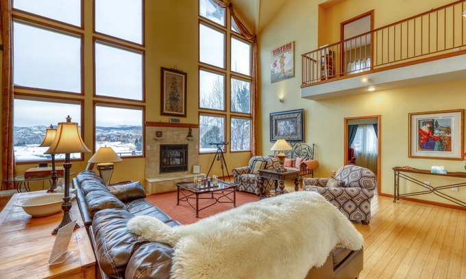 Gypsum House | Dog-friendly home with mountain views, pool & private hot tub