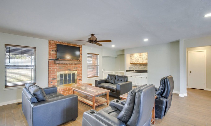 Norman House | Dog-Friendly Norman Vacation Rental ~ 2 Mi to OU!