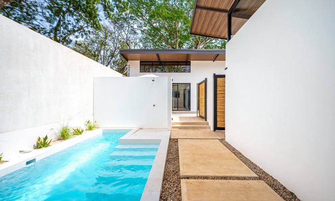 Tamarindo House | Dog-friendly retreat with pool and WiFi near Tamarindo beaches