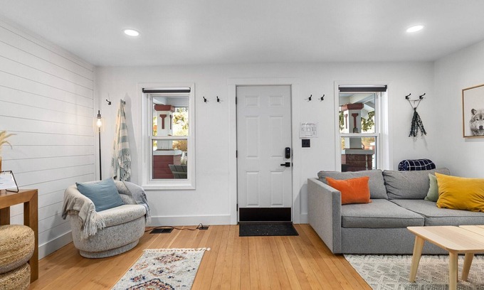 Red Lodge House | Dog Friendly-Rio Ridge Just two blocks away from Downtown