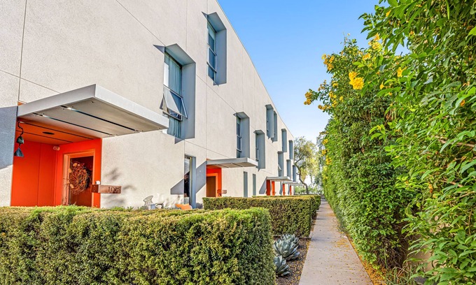 Security Acres House | Dog-friendly townhouse with central AC and washer/dryer - snowbirds welcome