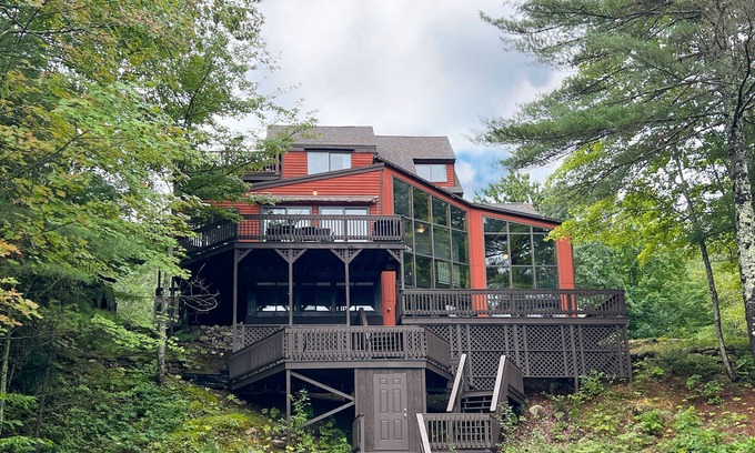 Pine River Pond House | Dog-friendly waterfront retreat with private beach, lake access, deck, & W/D