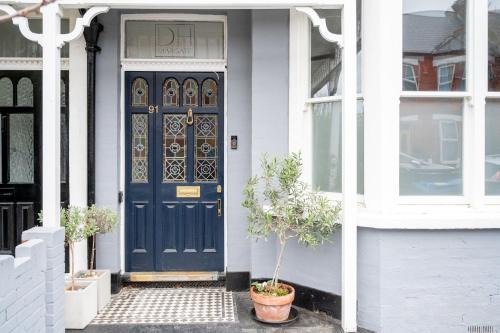 Cliftonville Bed & Breakfast | Doghouse Margate